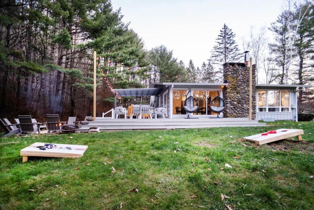 Prattvilla -Catskill -Mountain Escape 5 Bedroom ,3 Bath With Hot Tub Prattsville Εξωτερικό φωτογραφία